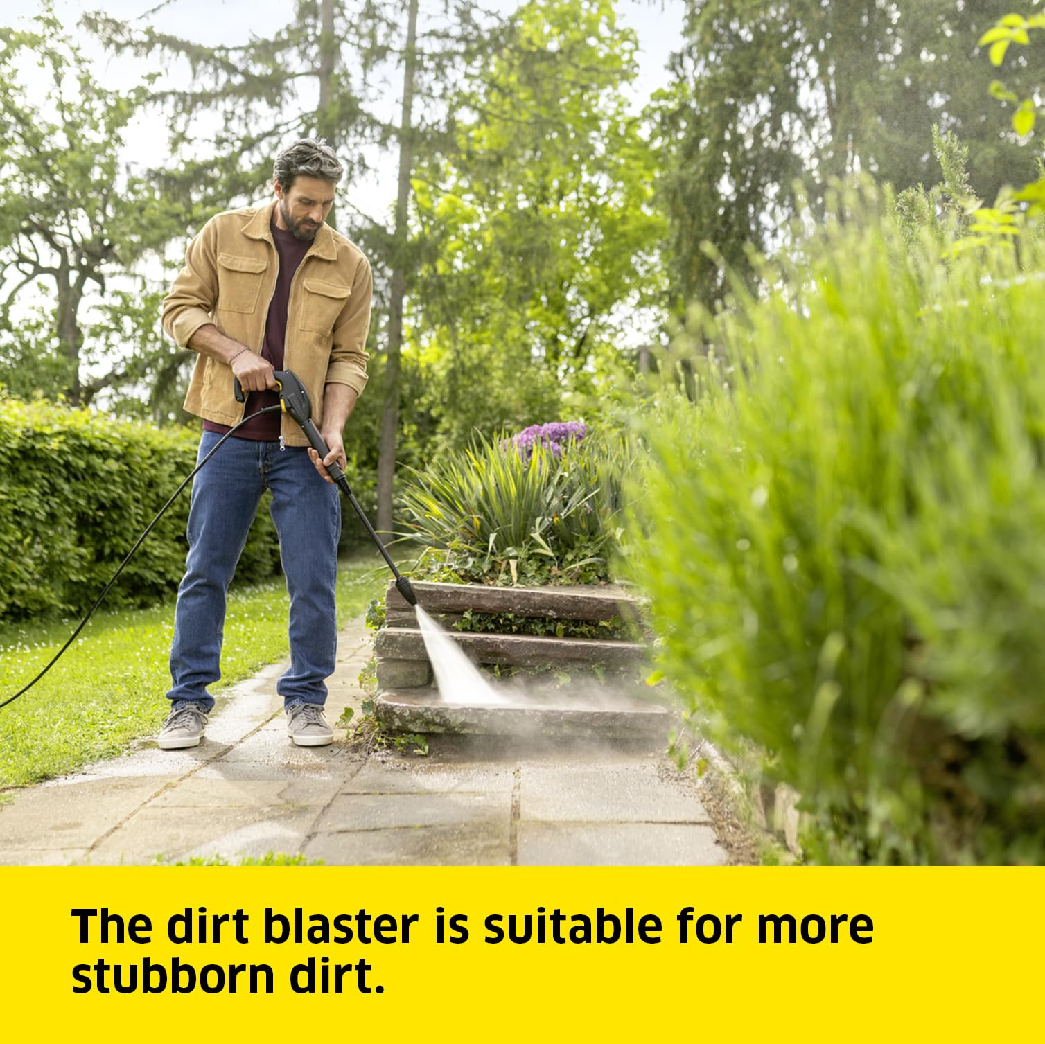 Kärcher K 3 Classic Home Pressure Washer, Pressure: max. 120 bar, Flow Rate: 380 l/h, Area: 25 m²/h, Water Filter, Weight: 4.2 kg, high-Pressure Hose and Gun, Dirt Blaster, Spray Lance, Home Kit